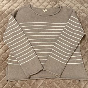 Hem & Thread Gray Knit Sweater